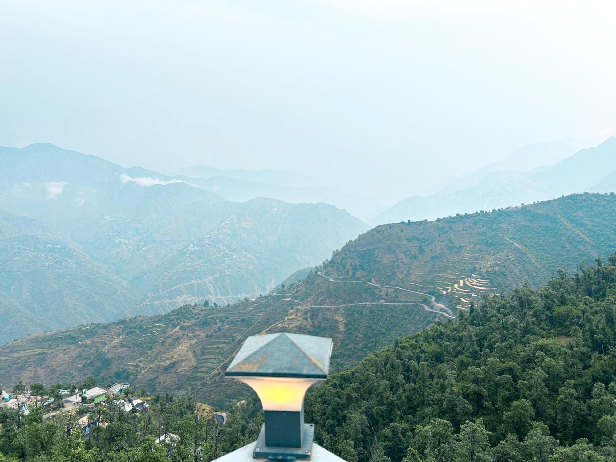 Queens Hill By Edge Mussoorie Kültér fotó