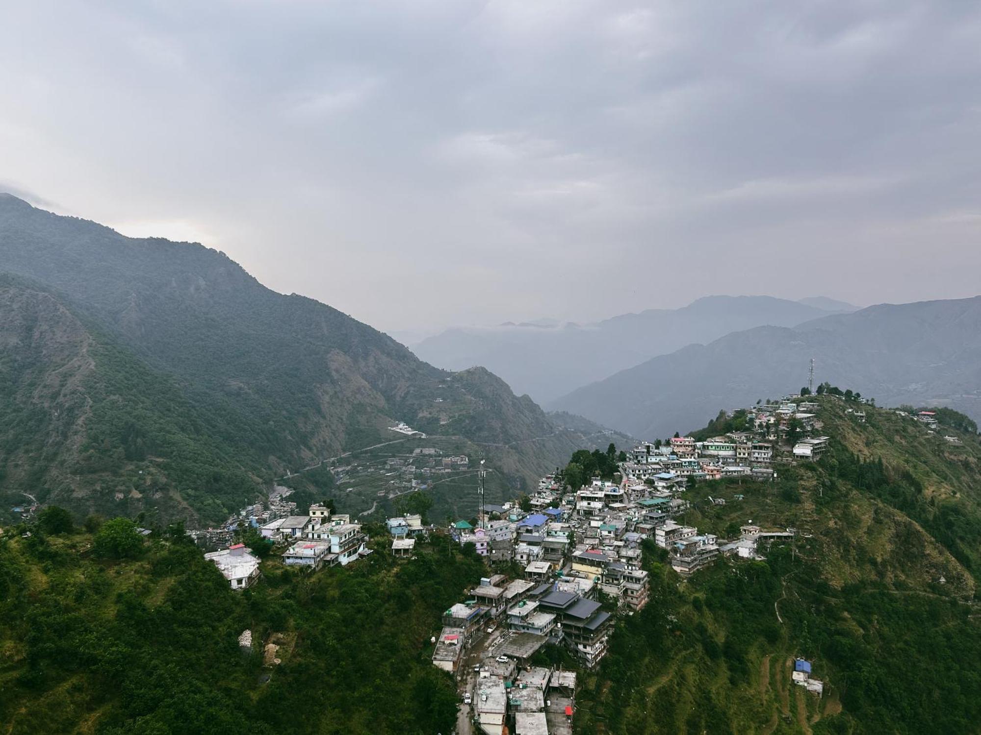 Queens Hill By Edge Mussoorie Kültér fotó
