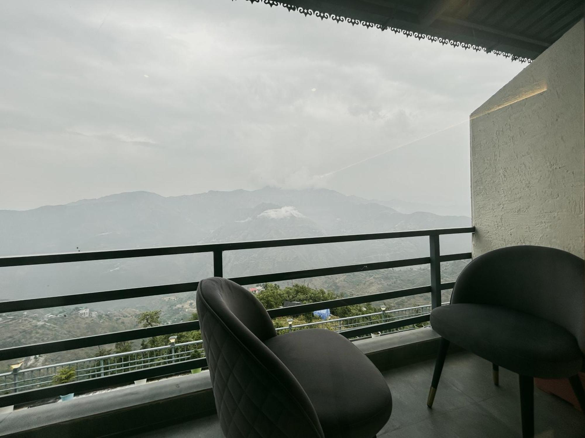 Queens Hill By Edge Mussoorie Kültér fotó
